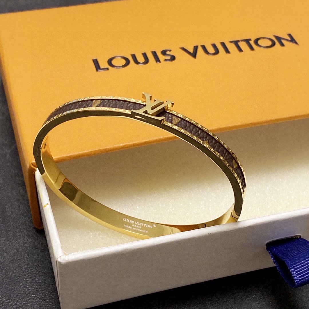 LV Bracelet 03lyr420